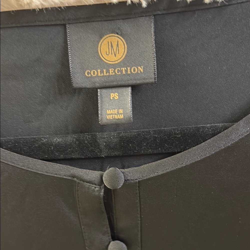 JM Collection Black Silky Blouse - Picture 2 of 7